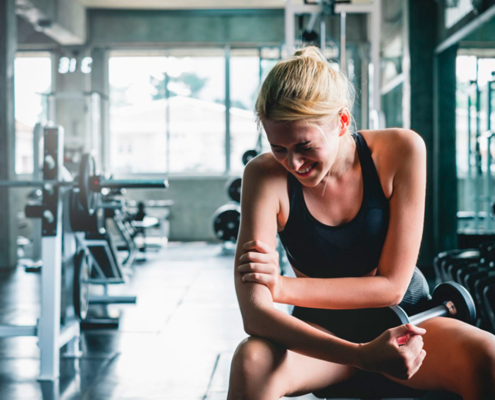 Como diferenciar a "dor normal" pós-treino de uma lesão?